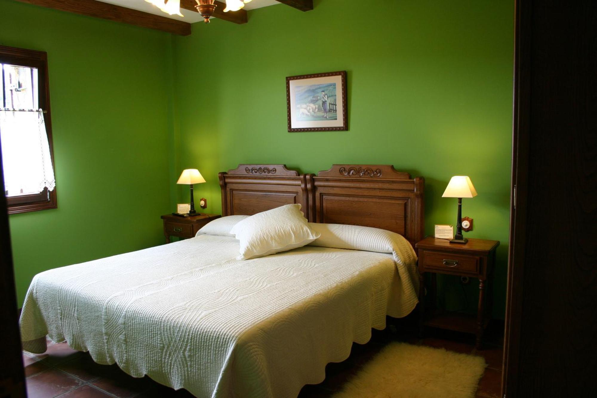 Eco Hotel Rural Lurdeia - Adults Only Bermeo Pokoj fotografie